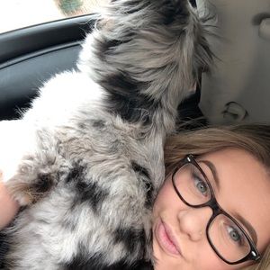 Meet your Posher, Aly